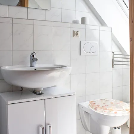 Ferienhaeuser Am Brocken, 80 Qm 3 Schlafzimmer Ilsenburg